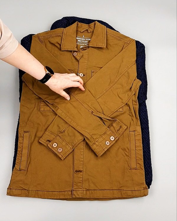 Фотография  242 - Ветровки м/ж C&A 025#10 кг, ЛОТ №7863 оптом в Пскове и Псковской области