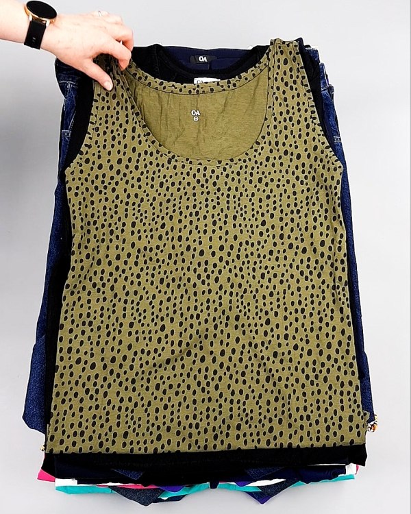 Фотография  405 - C&A Summer mix 022024#15 кг, ЛОТ №7916 оптом в Пскове и Псковской области