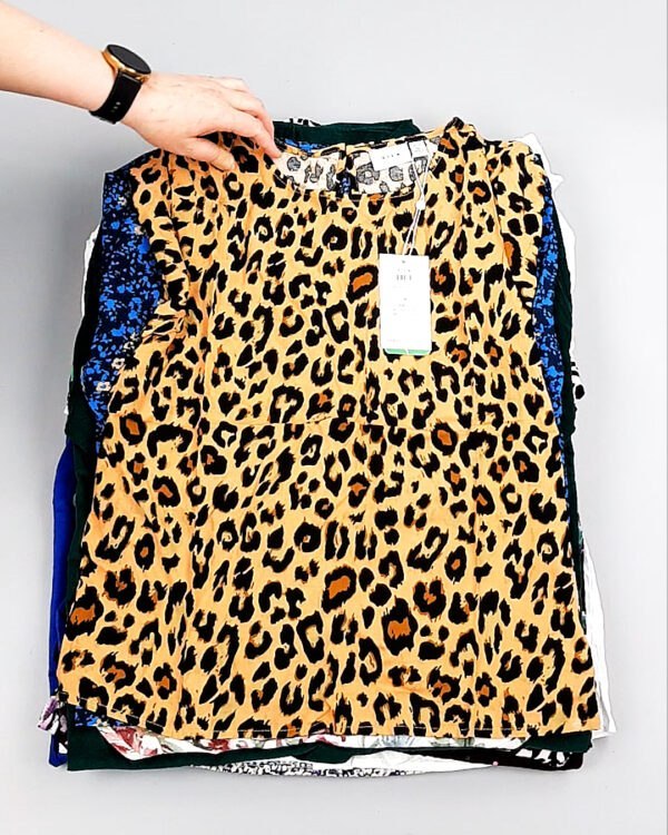 Фотография  905 - Блузки Bestseller+DK 035#5 кг, ЛОТ №8095 оптом в Пскове и Псковской области