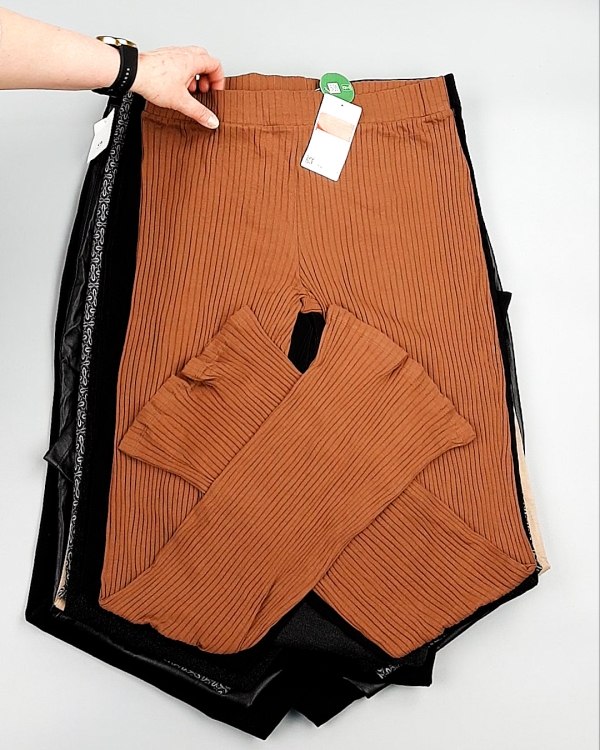 Фотография  185 - Брюки женские лето C&A 025#10 кг, ЛОТ №7894 оптом в Пскове и Псковской области