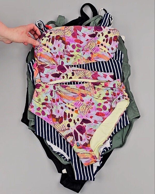 Фотография  939 - Купальники H&M#5 кг оптом в Пскове и Псковской области