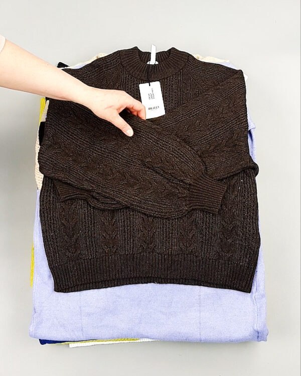 Фотография  484 - Джемпера Bestseller+DK 035#7 кг, ЛОТ №8260 оптом в Пскове и Псковской области