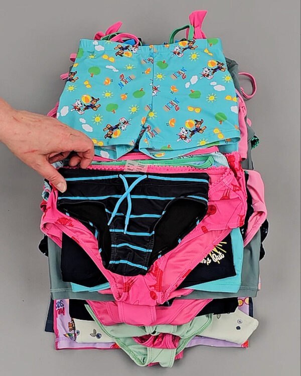 Фотография  588 - Купальники LIDL Kids 114#5 кг, ЛОТ №8377 оптом в Пскове и Псковской области