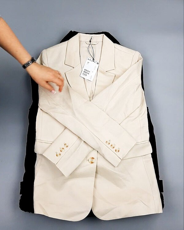 Фотография  575 - OTHER STORIES mix 06 B 035#15 кг, ЛОТ №8191 оптом в Пскове и Псковской области