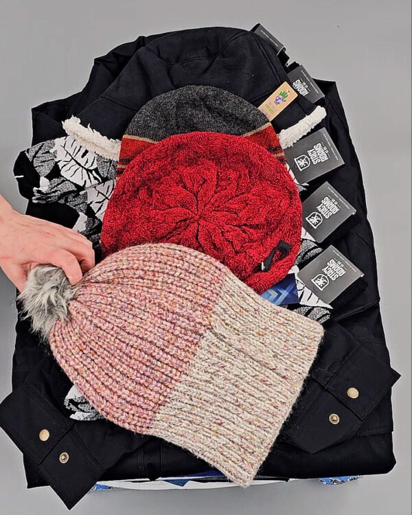 Фотография  709 - CANADA mix 084#50 кг, ЛОТ №8336 оптом в Пскове и Псковской области