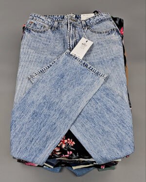 Купить ONLY Summer mix 045#15 кг, ЛОТ №8455 оптом в Пскове и Псковской области