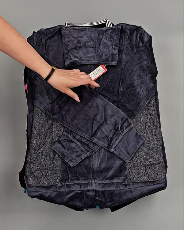 Фотография  696 - Спортивные костюмы  AD83#10 шт, ЛОТ №8641 оптом в Пскове и Псковской области