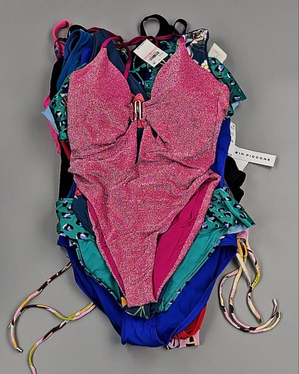 Фотография  769 - Купальники Nordstrom 124#2,5 кг, ЛОТ №8489 оптом в Пскове и Псковской области