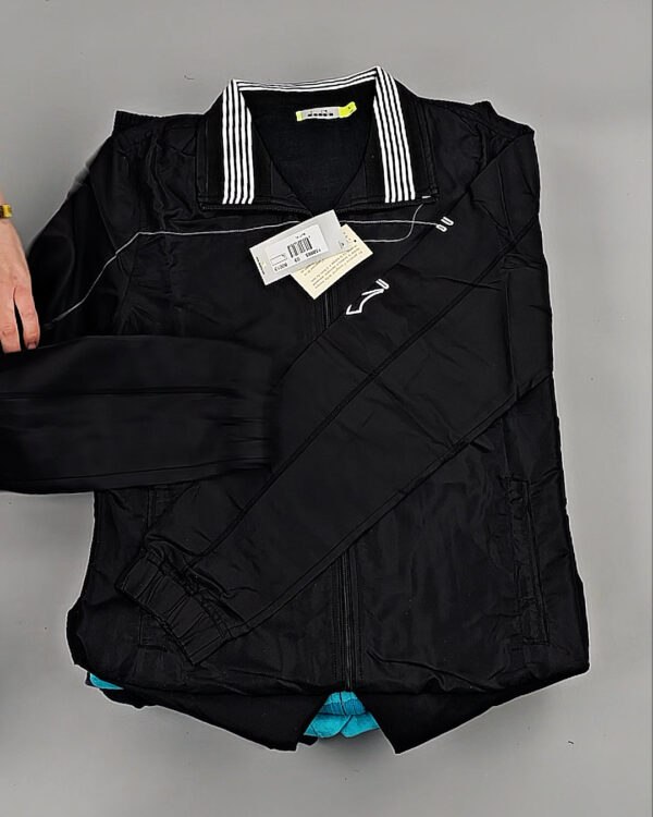 Фотография  309 - Спортивные костюмы  AD83#10 шт, ЛОТ №8641 оптом в Пскове и Псковской области