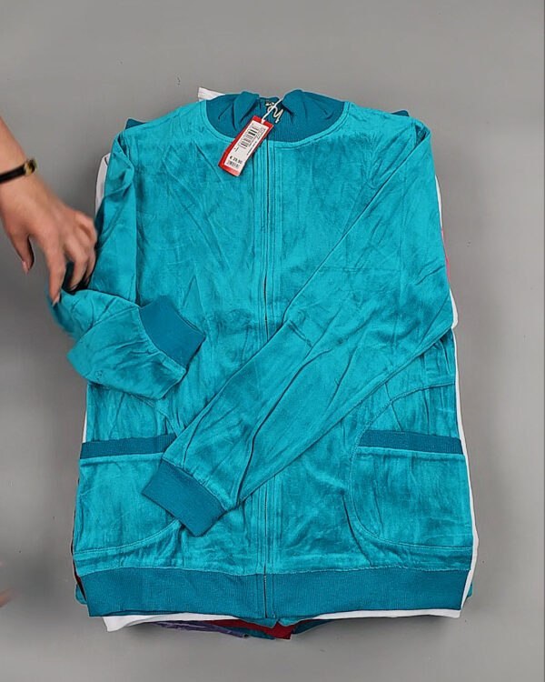 Фотография  584 - Спортивные костюмы  AD83#10 шт, ЛОТ №8642 оптом в Пскове и Псковской области