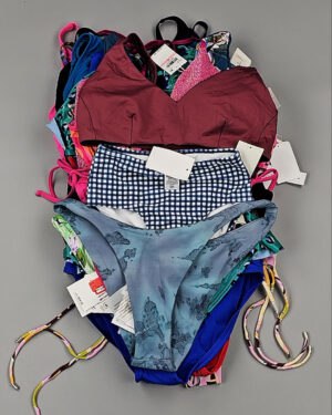 Купить Купальники Nordstrom 124#2,5 кг, ЛОТ №8489 оптом в Пскове и Псковской области