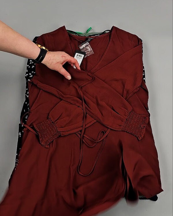 Фотография  913 - Платья VERO MODA Summer 045#4,1 кг, ЛОТ №8558 оптом в Пскове и Псковской области