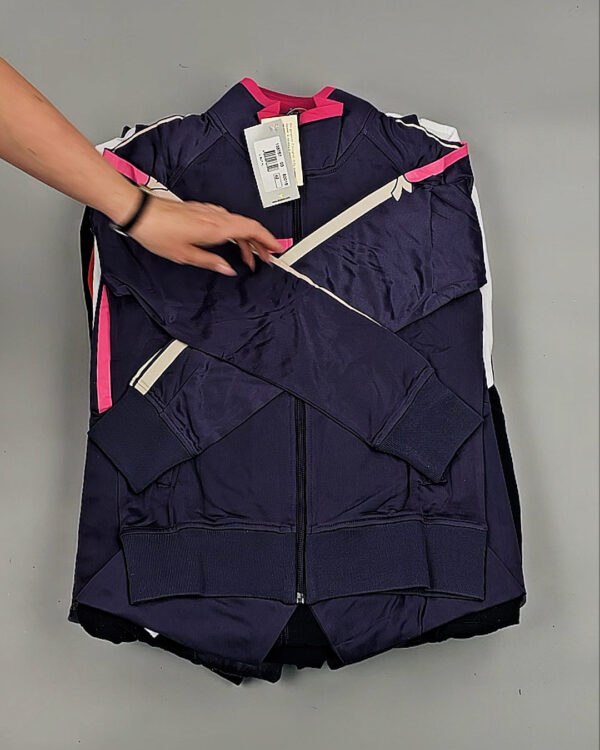 Фотография  229 - Спортивные костюмы  AD83#10 шт, ЛОТ №8641 оптом в Пскове и Псковской области