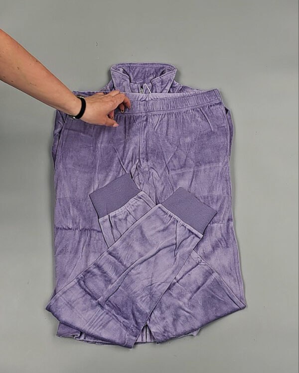 Фотография  254 - Спортивные костюмы  AD83#10 шт, ЛОТ №8642 оптом в Пскове и Псковской области