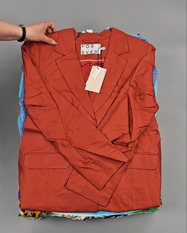 Фотография  313 - B.YOUNG Summer mix 045#15 кг, ЛОТ №8567 оптом в Пскове и Псковской области