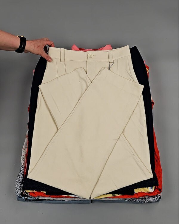 Фотография  374 - England Cream Summer#100 кг, ЛОТ № ВК0072 оптом в Пскове и Псковской области