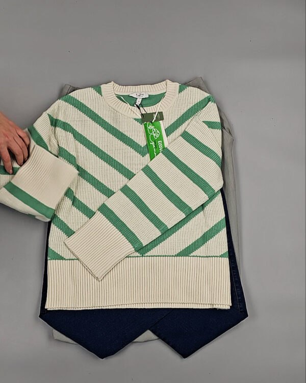 Фотография  472 - B.YOUNG Summer mix 045#15 кг, ЛОТ №8569 оптом в Пскове и Псковской области