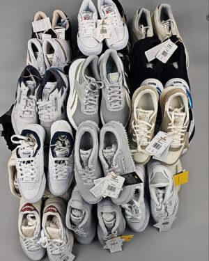 Купить Кроссовки Reebok#23 шт, ЛОТ №8897 оптом в Пскове и Псковской области