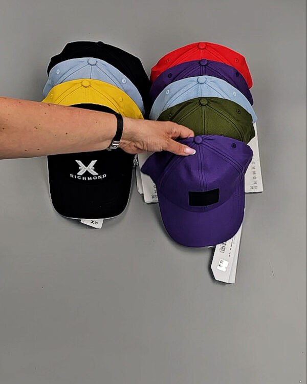 Фотография  199 - Кепки мужские C-3328 (MEN CAPS J-R/S) #20 шт оптом в Пскове и Псковской области