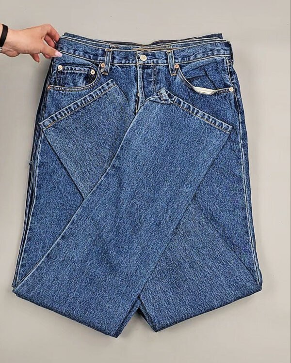 Фотография  247 - Джинсы LEVIS муж #6,3 кг, ЛОТ №8759 оптом в Пскове и Псковской области