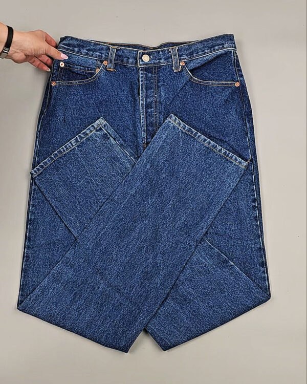 Фотография  663 - Джинсы LEVIS муж #6,3 кг, ЛОТ №8759 оптом в Пскове и Псковской области