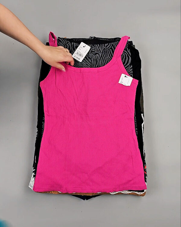 Фотография  962 - CALZEDONIA лето mix#50 шт, ЛОТ №8857 оптом в Пскове и Псковской области