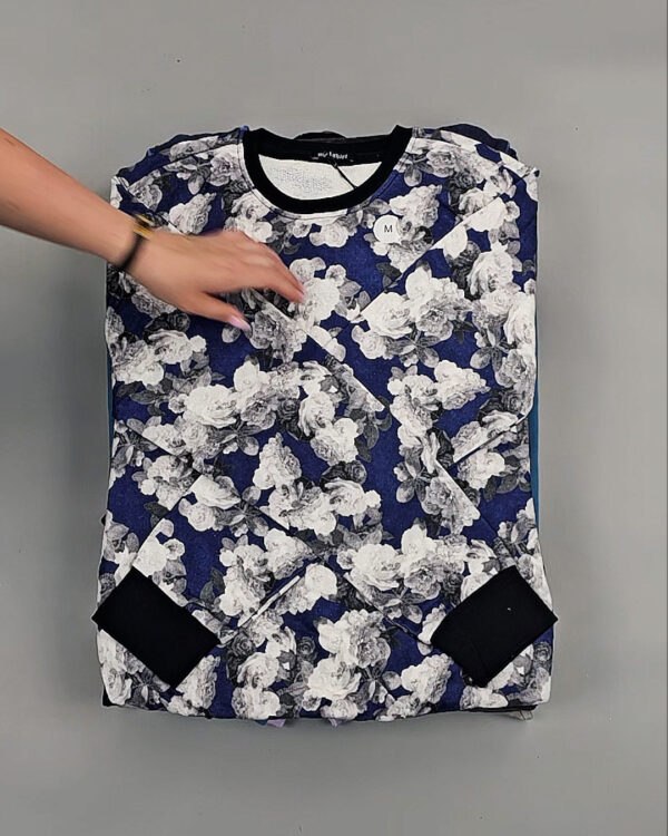 Фотография  813 - CIRCUS mix #12 кг, ЛОТ №8807 оптом в Пскове и Псковской области