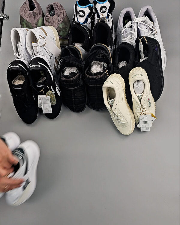 Фотография  180 - Кроссовки Reebok#23 шт, ЛОТ №8895 оптом в Пскове и Псковской области