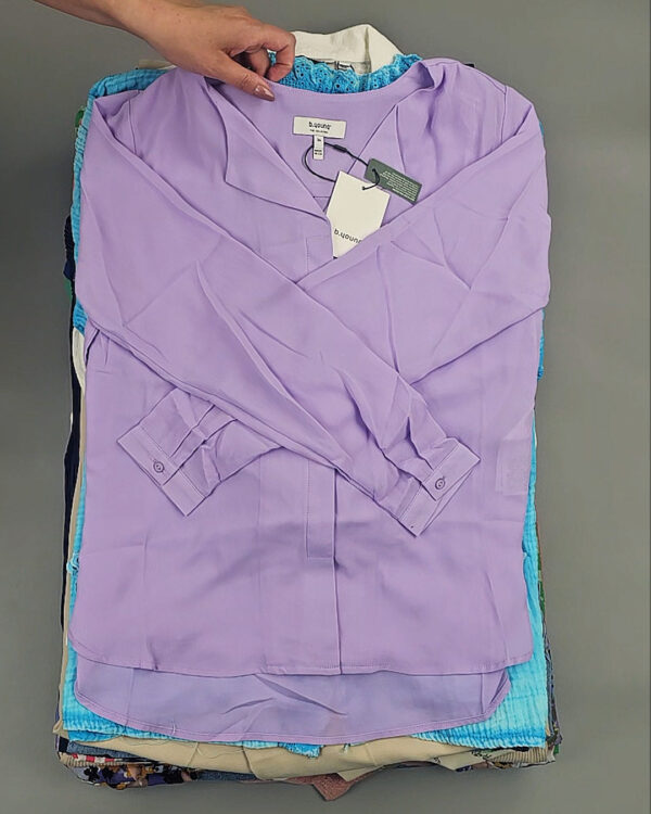 Фотография  649 - B.YOUNG Summer mix 045#17 кг, ЛОТ №8918 оптом в Пскове и Псковской области