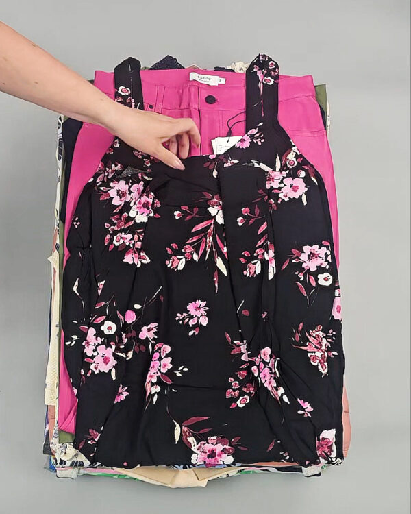 Фотография  162 - B.YOUNG Summer mix 045#17 кг оптом в Пскове и Псковской области