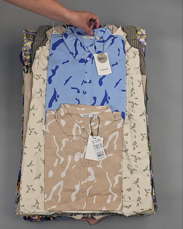 Фотография  467 - B.YOUNG Summer mix 045#17 кг, ЛОТ №8918 оптом в Пскове и Псковской области