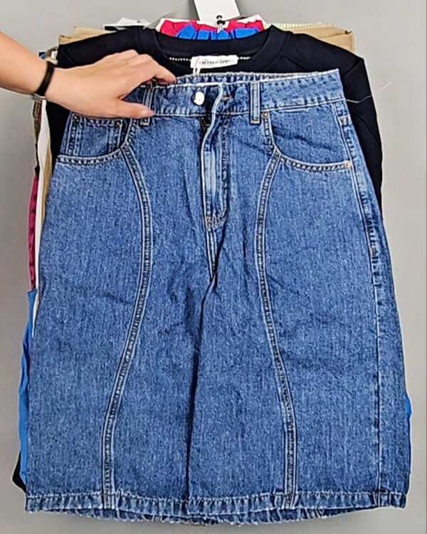 Фотография  638 - CO COUTURE mix 075#25 шт, ЛОТ №9009 оптом в Пскове и Псковской области