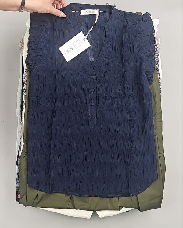 Фотография  690 - CO COUTURE mix 075#25 шт, ЛОТ №9008 оптом в Пскове и Псковской области