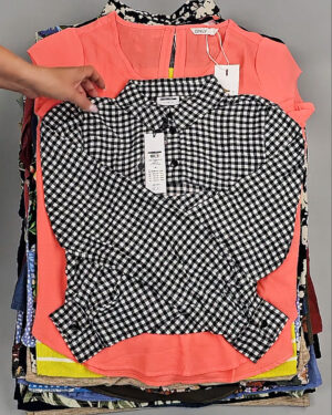 Фотография  770 - Блузки+Джемпера Bestseller Summer 045 B#8,5 кг, ЛОТ №9041 оптом в Пскове и Псковской области