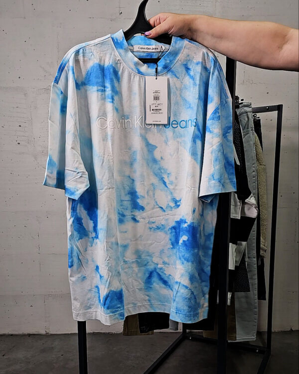 Фотография  770 - LACOSTE, CALVIN KLEIN, TOMMY HILFIGER, GUESS + 075#20 шт, ЛОТ №9072 оптом в Пскове и Псковской области