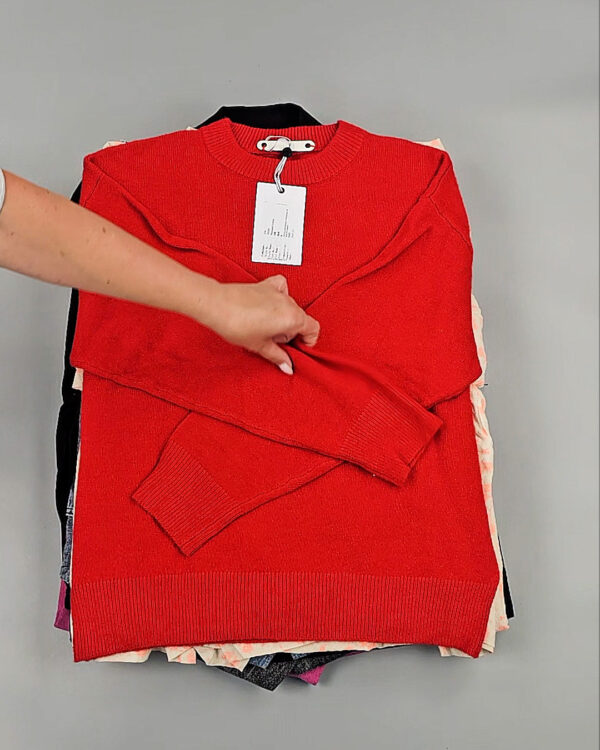 Фотография  132 - CO COUTURE mix 075#25 шт, ЛОТ №9071 оптом в Пскове и Псковской области