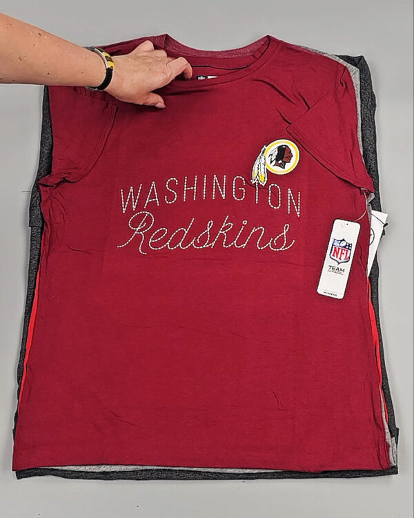 Фотография  513 - Футболки СТОК CAN 084#5 кг, ЛОТ №9000 оптом в Пскове и Псковской области