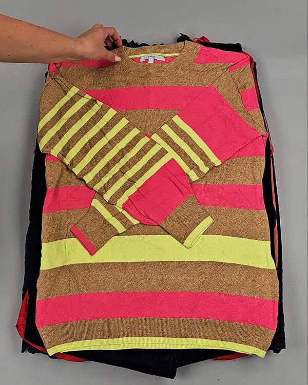 Фотография  943 - NEXT Winter Women mix#15 кг оптом в Пскове и Псковской области