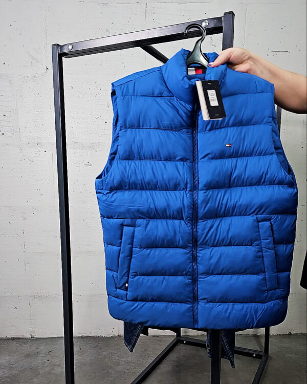 Фотография  126 - LACOSTE, CALVIN KLEIN, TOMMY HILFIGER, GUESS + 075#21 шт, ЛОТ №9077 оптом в Пскове и Псковской области