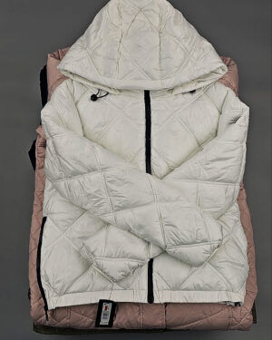 Купить Верхняя одежда женская CAN 104#15 кг, ЛОТ СТ-9350 оптом в Пскове и Псковской области