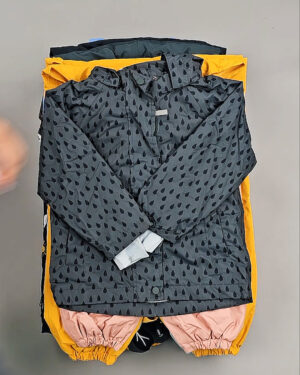 Фотография  836 - Верхняя одежда TCM kids зима 104#5 кг, ЛОТ СТ-9334 оптом в Пскове и Псковской области