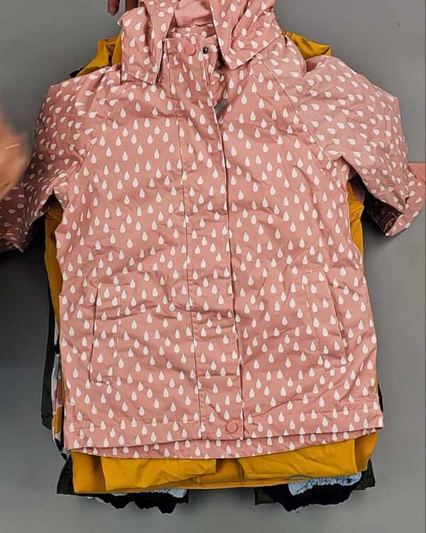 Фотография  587 - Верхняя одежда TCM kids 074#7 кг оптом в Пскове и Псковской области