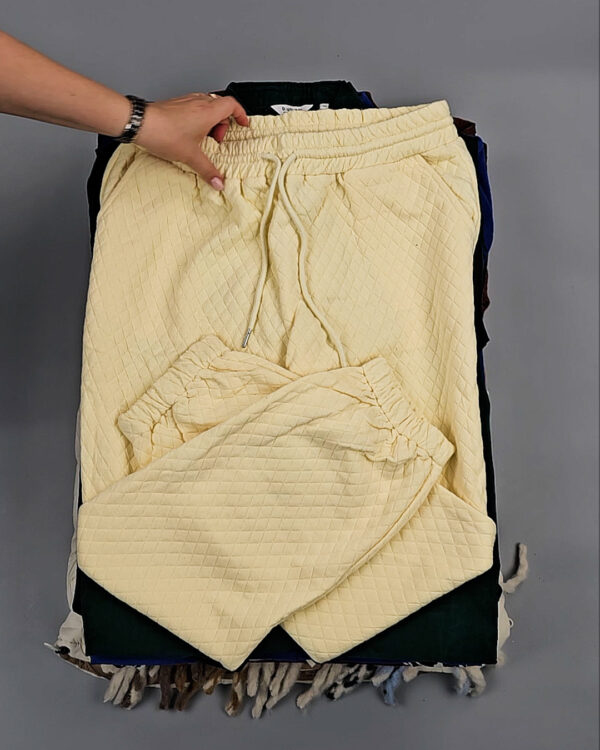 Фотография  880 - B.YOUNG Winter mix 104#15 кг, ЛОТ СТ-9196 оптом в Пскове и Псковской области