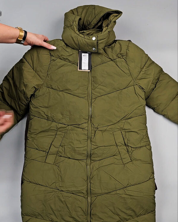 Фотография  496 - Верхняя одежда BESTSELLER Дания 104#10 кг оптом в Пскове и Псковской области