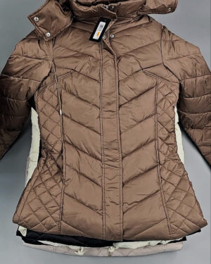 Фотография  898 - Верхняя одежда женская CAN 104#15 кг, ЛОТ СТ-9350 оптом в Пскове и Псковской области