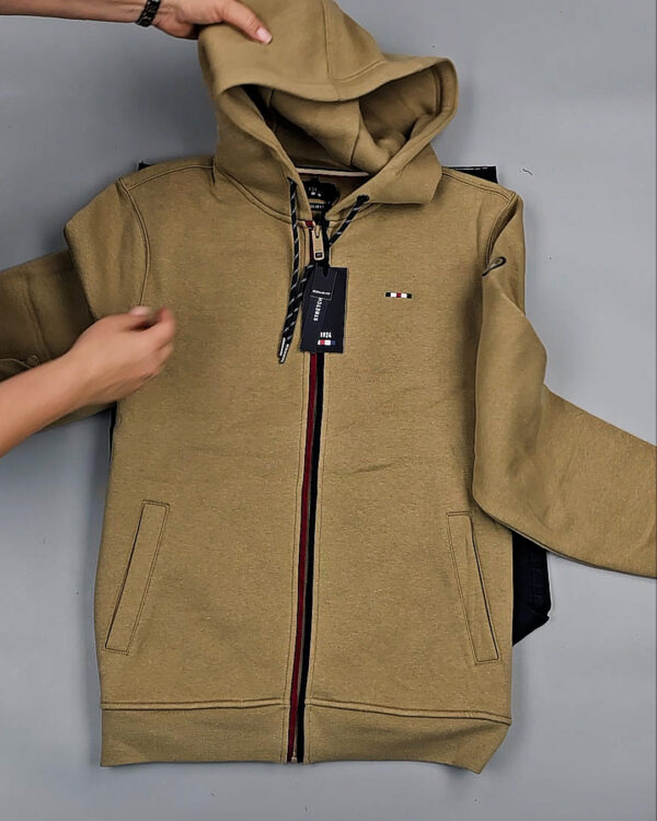 Фотография  814 - BLEND HE + Winter 075#13 кг, ЛОТ №СТ-9258 оптом в Пскове и Псковской области