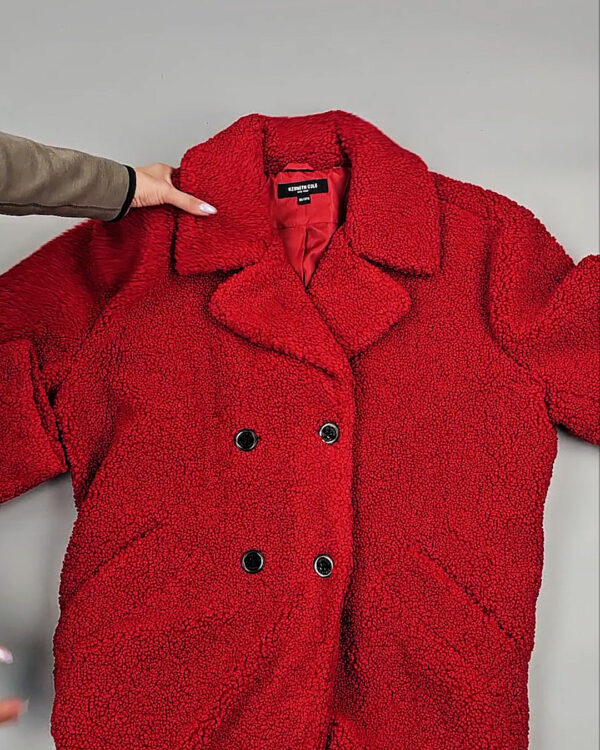 Фотография  489 - Верхняя одежда женская CAN 104#15 кг, ЛОТ СТ-9352 оптом в Пскове и Псковской области