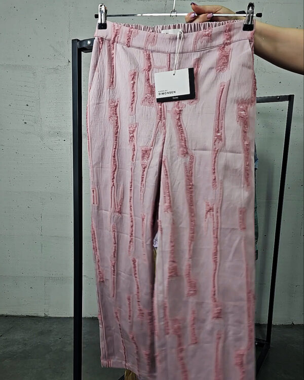 Фотография  377 - Karen by Simonsen mix 075#23 шт, ЛОТ №9100 оптом в Пскове и Псковской области