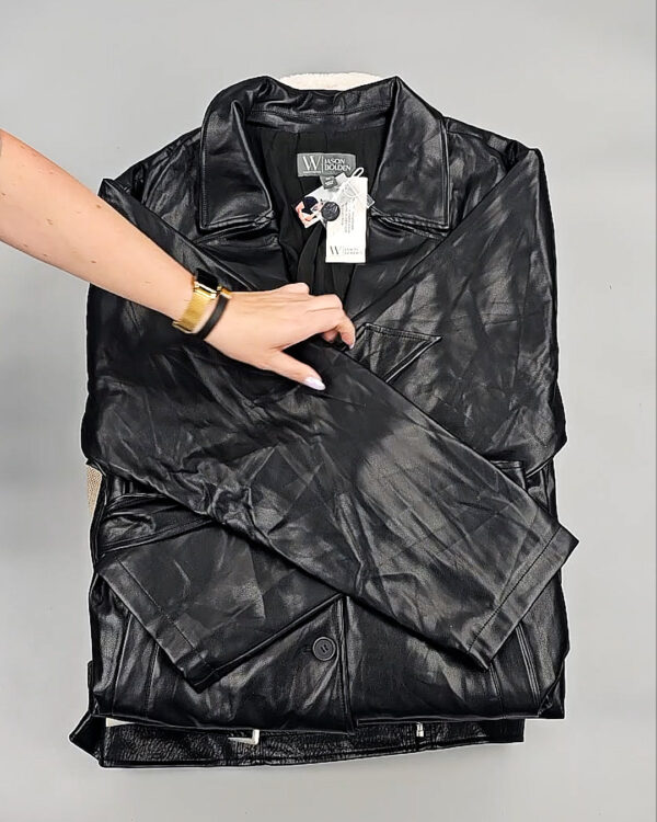 Фотография  499 - Ветровки женские CAN 104#11,5 кг, ЛОТ СТ-9402 оптом в Пскове и Псковской области