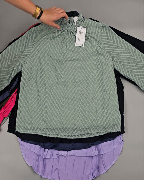 Фотография  825 - Блузки VILA Summer 045#5 кг, ЛОТ СТ-9590 оптом в Пскове и Псковской области